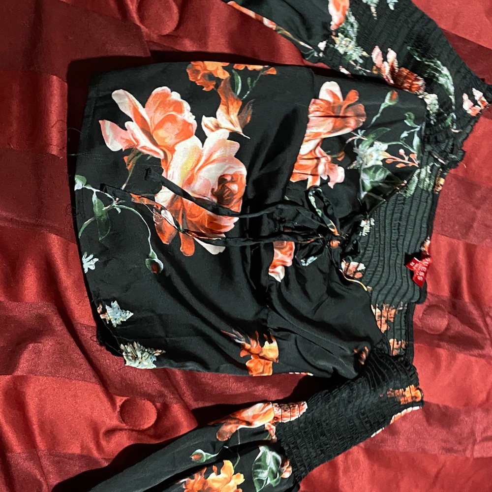 Guess Black Ribbed Top